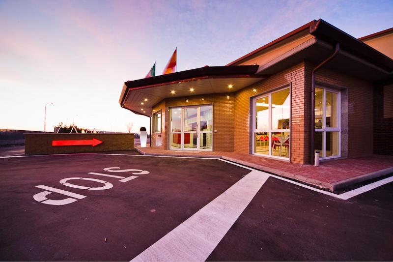 Motel Autosole Vip Castelnuovo Scrivia Dış mekan fotoğraf